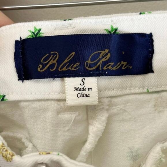 Blue Rain Women's Jean Shorts Sz S Pineapple Print White Low Rise Stretch Denim - Picture 5 of 7